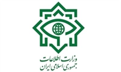 دستگیری عناصر  شبکه نفوذ بانکی و ارزی